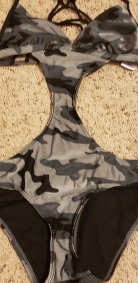 Fox monokini - Picture 2 of 2